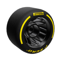 110100pb01タイヤ長径24ミリ幅14.9ミリ(PirelliとPZERO)とブラックホイールセット